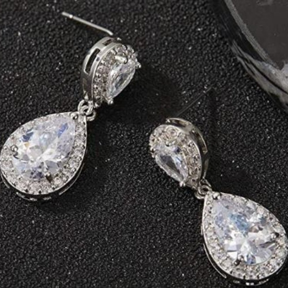 Rhinestone Dangle -Teardrop Bridal Earrings